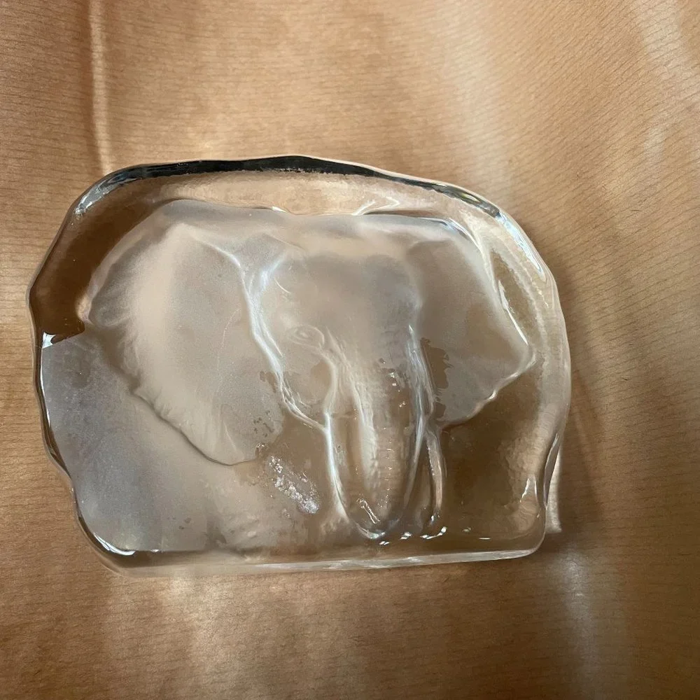 Collectible Decor Elephant Thick Slab Glass Etched Frosted Paperweight‎ Clear